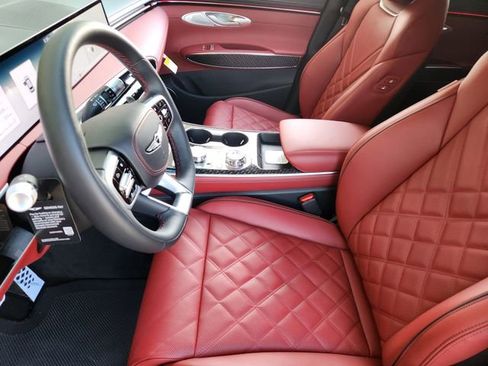 New 2026 Genesis GV70 3.5T Sport Prestige AWD/4WD image 9
