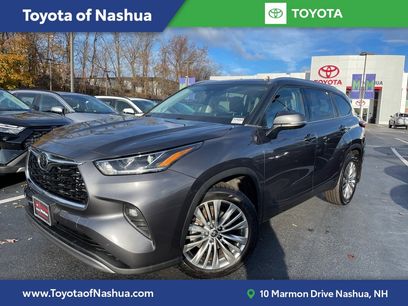 Certified 2022 Toyota Highlander Platinum