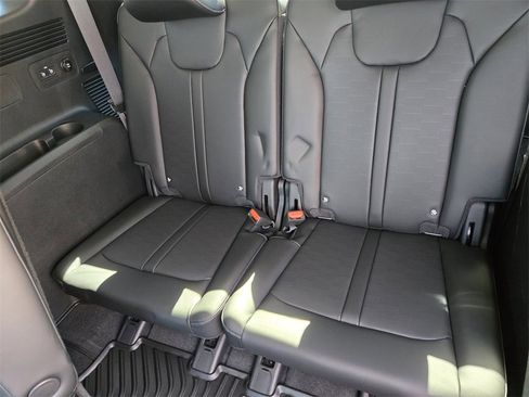 New 2026 Kia Sorento SX image 21