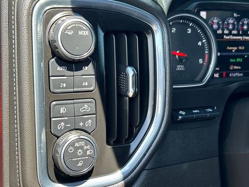 Used 2023 Chevrolet Silverado 3500 High Country w/ LPO, Hitch Package AWD/4WD image 12