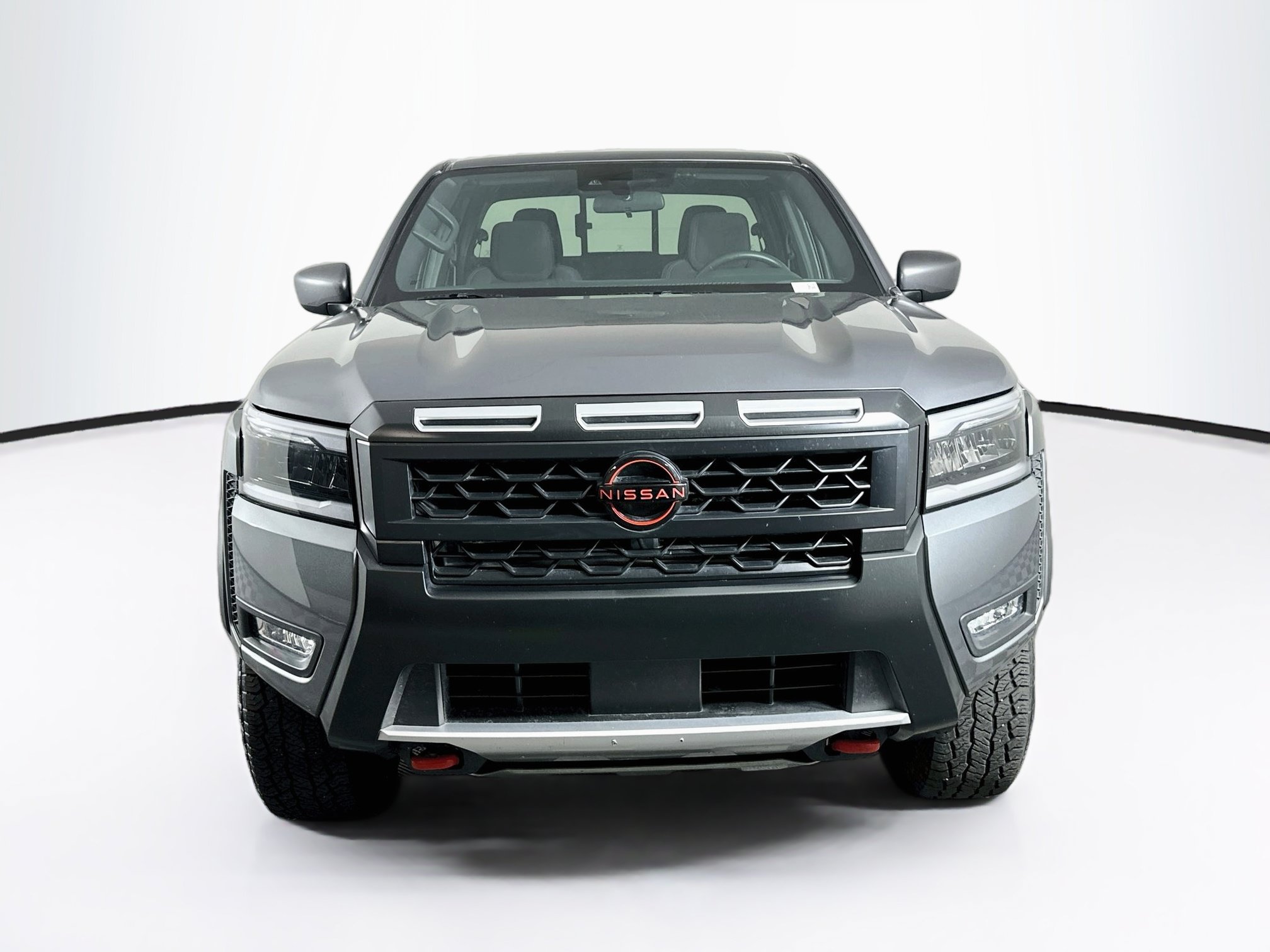 Used 2026 Nissan Frontier PRO-4X AWD/4WD image 2