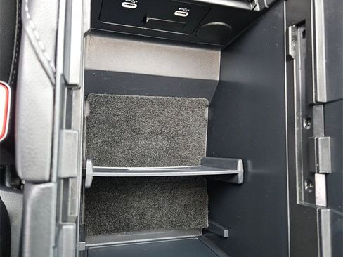 Used 2025 MAZDA CX-30 AWD 2.5 S w/ Preferred Package image 28