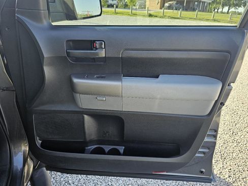 Used 2013 Toyota Tundra 2WD CrewMax w/ Tow Pkg image 35