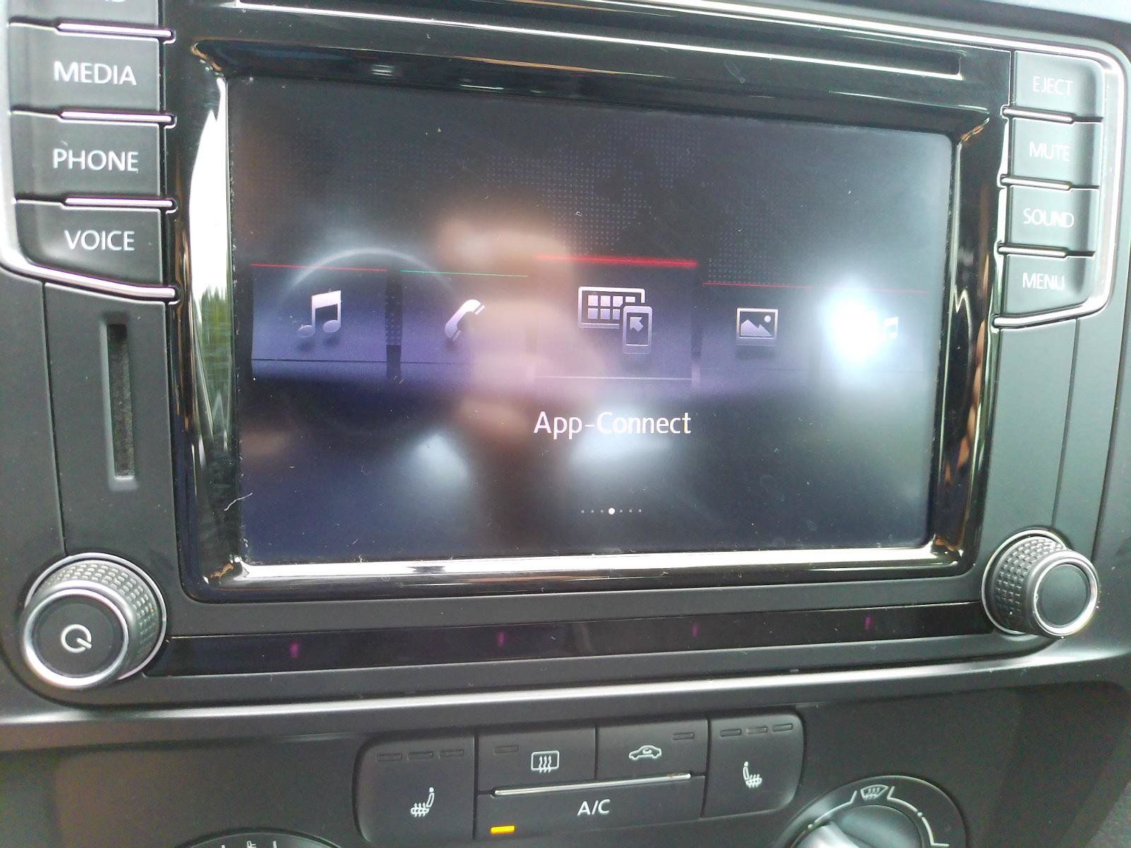 Used 2016 Volkswagen Jetta SE FWD image 17
