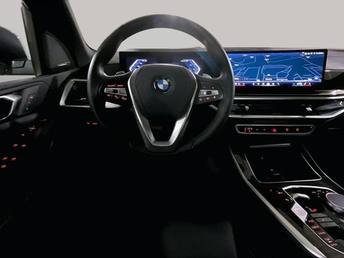 Certified 2026 BMW X5 xDrive40i AWD/4WD image 5