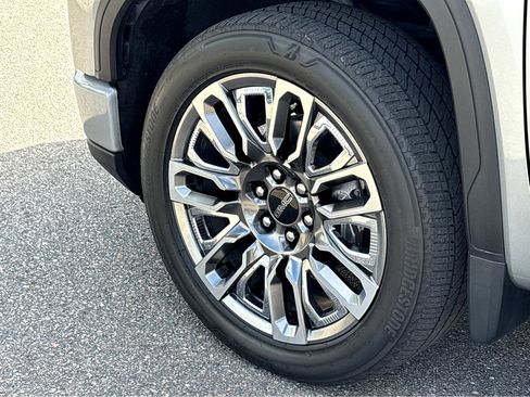 Certified 2023 GMC Sierra 1500 Denali Ultimate image 20