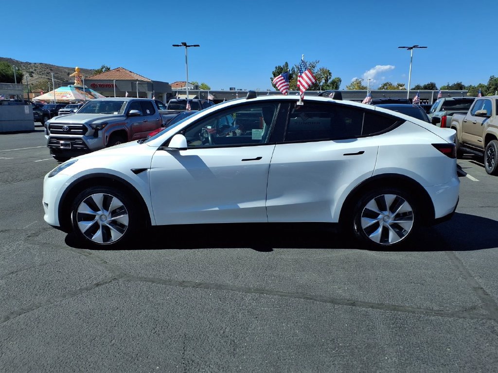Used 2021 Tesla Model Y Long Range AWD/4WD image 4