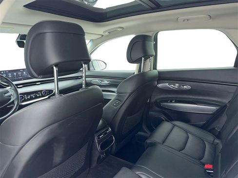 Used 2022 Genesis GV70 2.5T w/ Select Package image 40