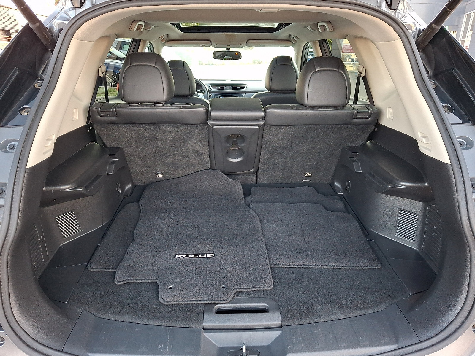 Used 2014 Nissan Rogue SL w/ SL Premium Package AWD/4WD image 29
