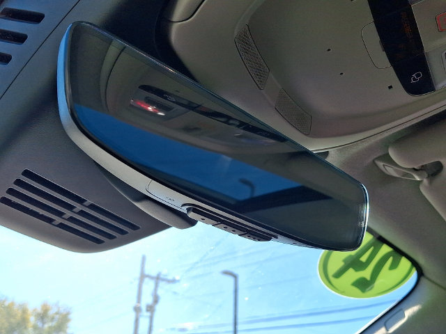 Used 2024 Volvo XC40 B5 Plus w/ Protection Package Premier AWD/4WD image 28