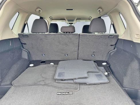 Used 2023 Nissan Rogue SV AWD/4WD image 21