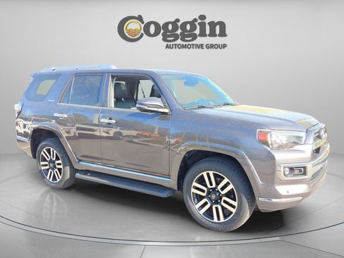 Used 2022 Toyota 4Runner Limited image 7