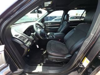 Used 2019 Ford Explorer XLT w/ Equipment Group 202A FWD image 5