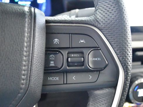 Used 2024 Toyota Tacoma Limited w/ Limited Package (LT) image 46