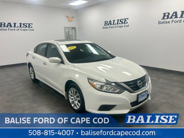 Used 2017 Nissan Altima 2.5 S w/ Power Driver Seat Package FWD image 1