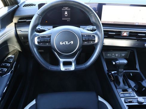 Used 2025 Kia K5 GT-Line w/ GT-Line Premium Package image 9
