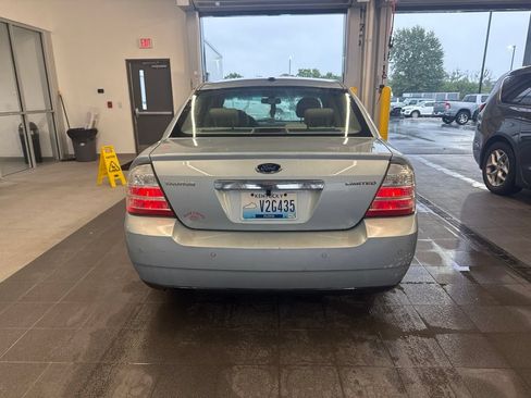 Used 2009 Ford Taurus Limited FWD image 3