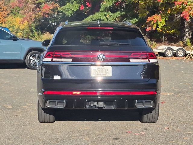 Used 2024 Volkswagen Atlas Cross Sport SEL Premium R-Line AWD/4WD image 7