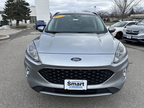 Used 2022 Ford Escape SEL image 2