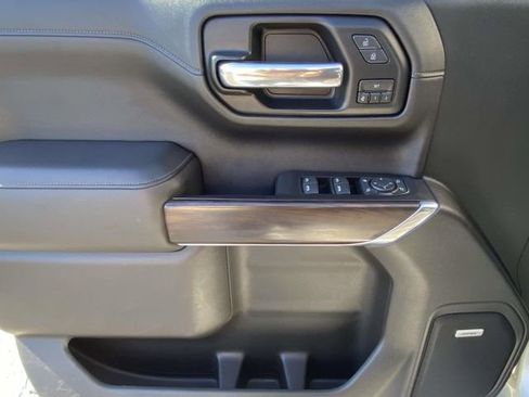 Used 2019 GMC Sierra 1500 SLT w/ SLT Premium Plus Package image 16