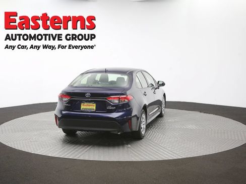 Used 2023 Toyota Corolla LE w/ Carpet Mat Package (TMS) FWD image 33