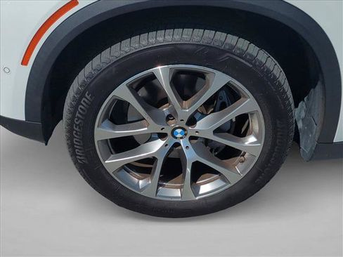 Used 2024 BMW X5 sDrive40i w/ Premium Package RWD image 26