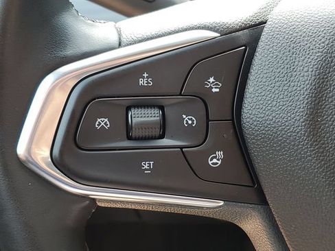 Certified 2025 Chevrolet Trax ACTIV w/ Driver Confidence Package FWD image 12
