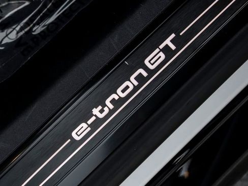 Used 2023 Audi e-tron GT Prestige w/ Prestige Package image 35