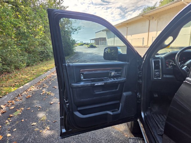 Used 2016 RAM 2500 Laramie w/ Convenience Group AWD/4WD image 12