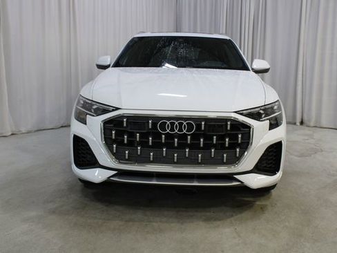 Used 2024 Audi Q8 Prestige w/ Prestige Package AWD/4WD image 37