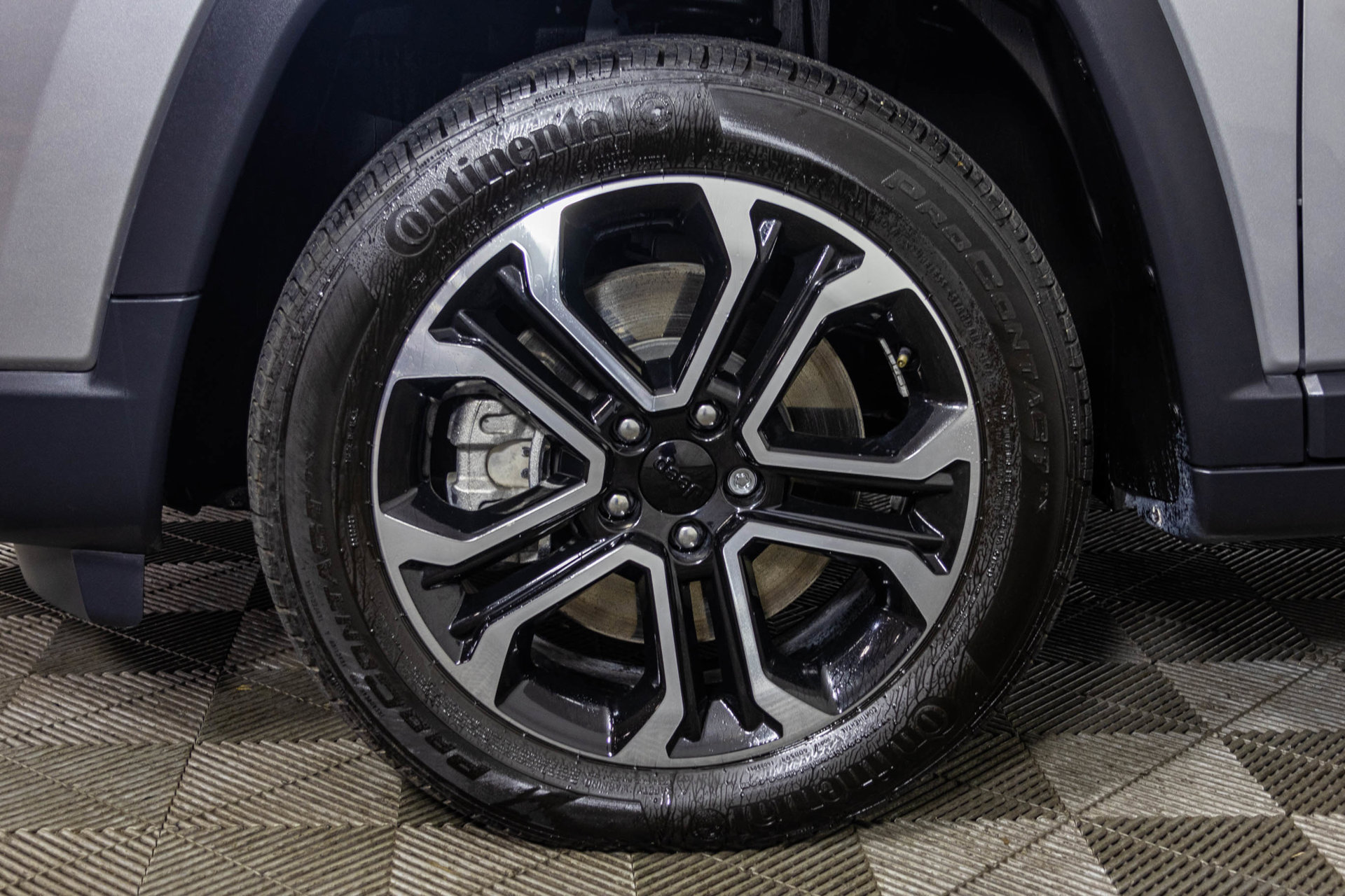 Used 2023 Jeep Compass Limited AWD/4WD image 49