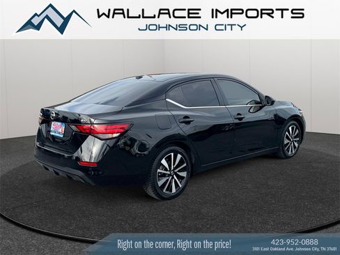 Used 2022 Nissan Sentra SV w/ SV Premium Package image 5