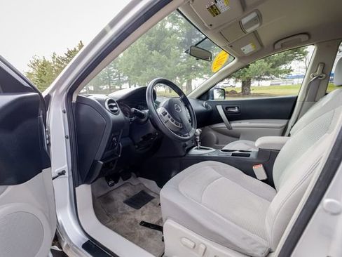 Used 2012 Nissan Rogue SV FWD image 12