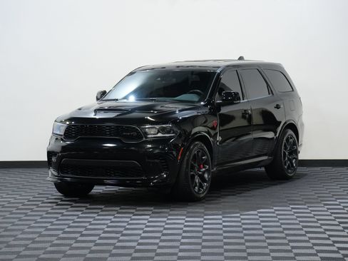 Used 2021 Dodge Durango SRT Hellcat w/ Technology Group AWD/4WD image 3