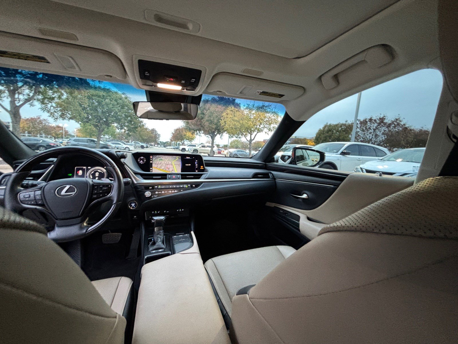 Used 2021 Lexus ES 300h w/ Premium Package FWD image 21