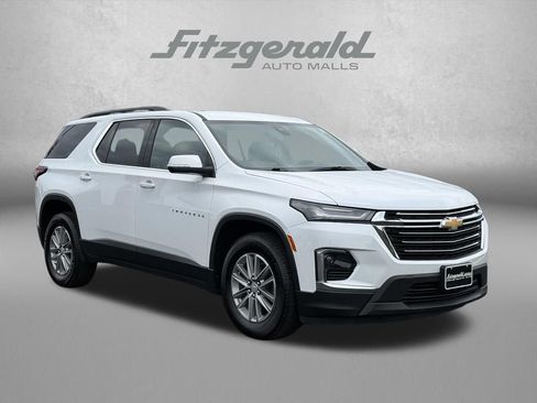 Used 2023 Chevrolet Traverse LT AWD/4WD image 1