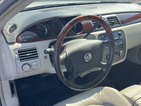 Used 2009 Buick Lucerne CXL FWD image 10