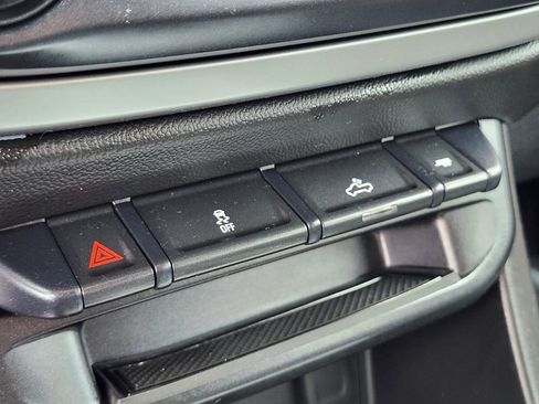 Used 2019 Chevrolet Colorado LT w/ LT Convenience Package image 23