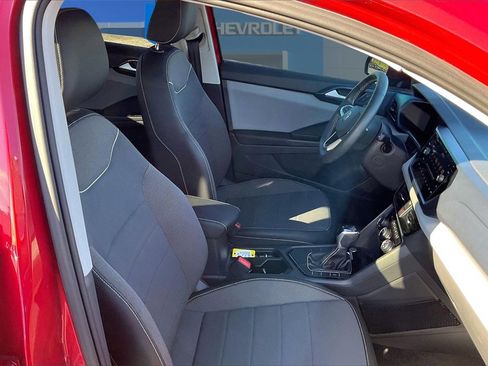 Used 2023 Volkswagen Taos SE w/ Panoramic Sunroof Package image 29