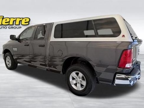 Used 2017 RAM 1500 ST w/ SXT Appearance Group AWD/4WD image 3