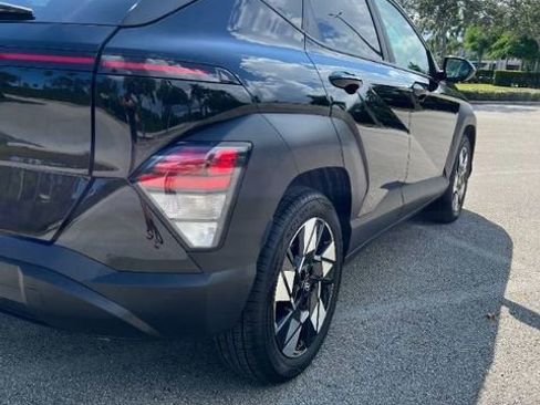 Used 2025 Hyundai Kona SEL image 10