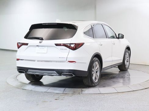 Used 2026 Acura MDX SH-AWD image 9