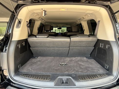 Used 2015 INFINITI QX80 2WD w/ Deluxe Technology Package image 23