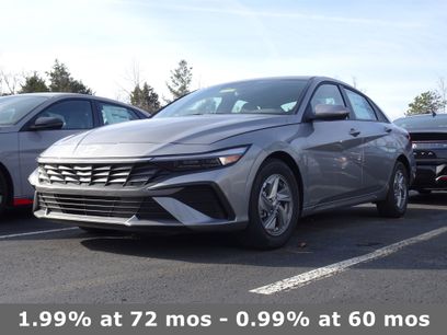 New 2026 Hyundai Elantra SE