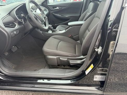 Used 2021 Chevrolet Malibu LS FWD image 21