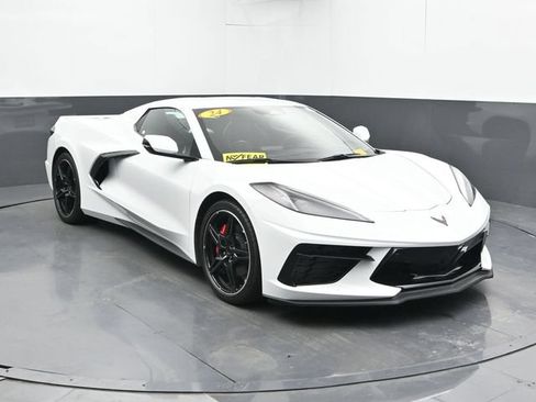 Used 2024 Chevrolet Corvette Stingray Premium Conv w/ Battery Protection Package RWD image 4
