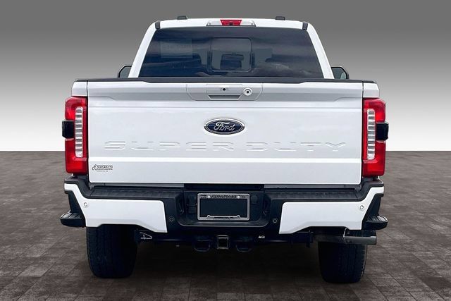 Used 2024 Ford F250 Lariat w/ Sport Appearance Package AWD/4WD image 4