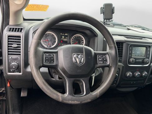 Used 2016 RAM 1500 Express w/ Black Ram 1500 Express Group AWD/4WD image 13