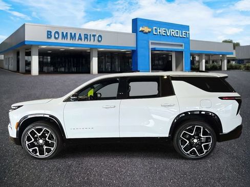 New 2026 Chevrolet Traverse High Country AWD/4WD image 2