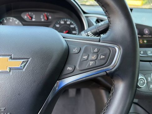 Used 2024 Chevrolet Malibu RS FWD image 21